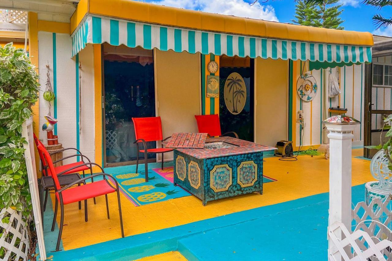 Pams Mermaid House With Riverfront Yard And Lanai! Daire Weeki Wachee Dış mekan fotoğraf