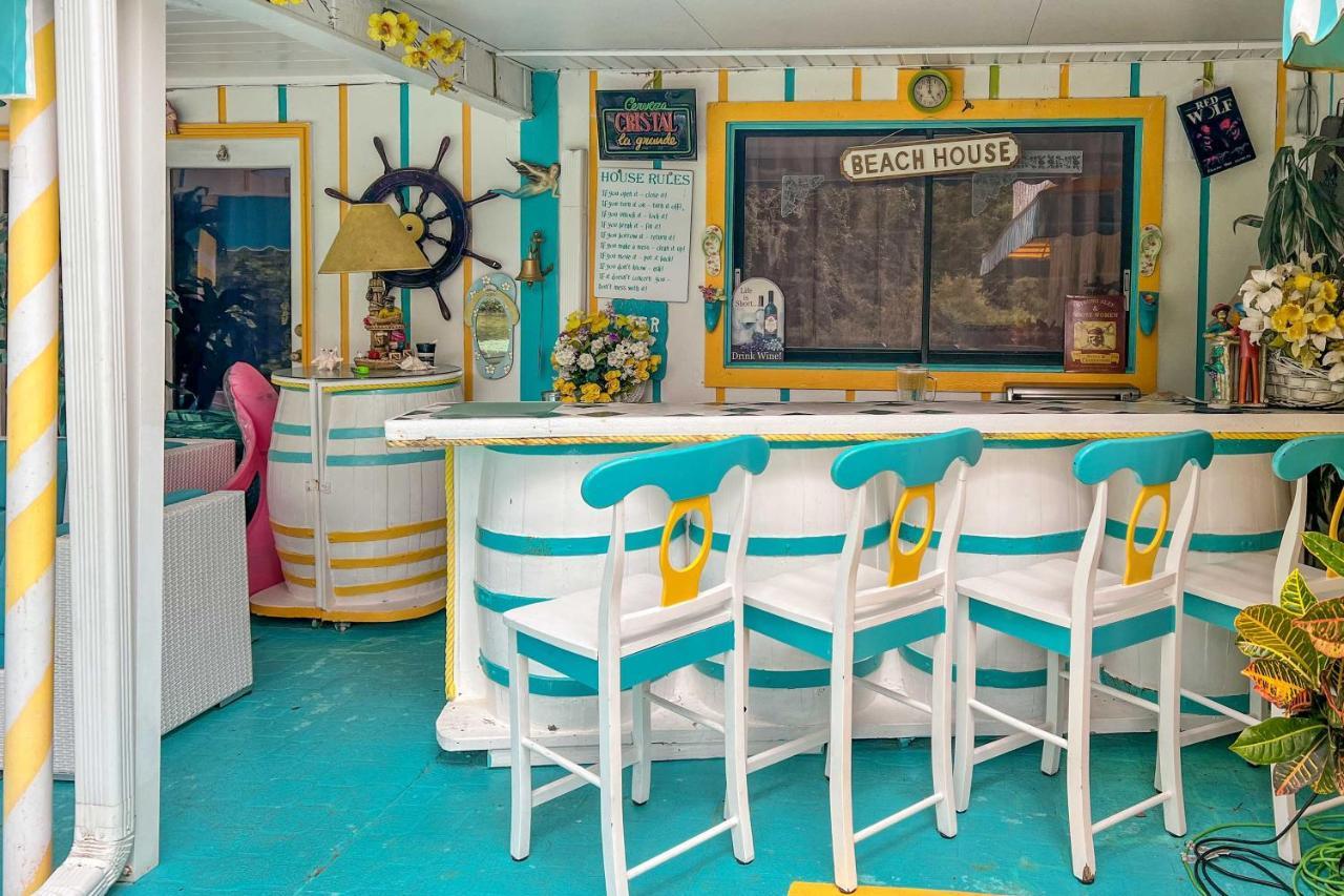 Pams Mermaid House With Riverfront Yard And Lanai! Daire Weeki Wachee Dış mekan fotoğraf